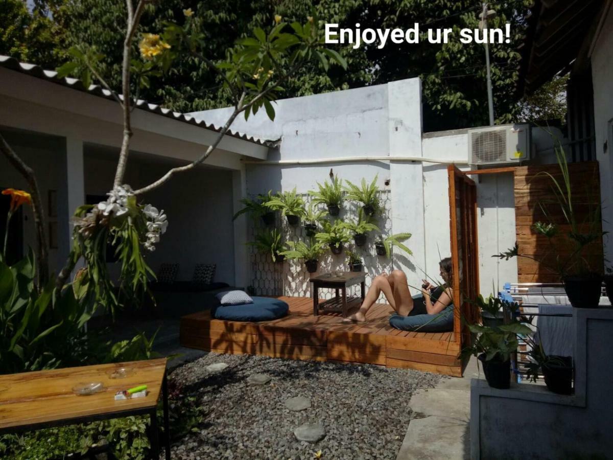 Pondok Sare Hostel Yogyakarta Exterior photo
